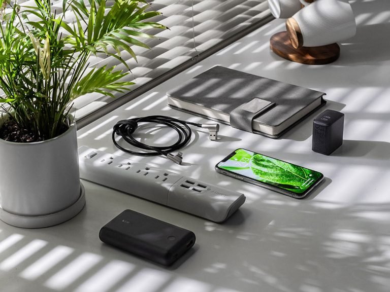 Cum Sociis Natoque Penatibus 1 screen post 2x2zO3L1sBE unsplash placeitright.com